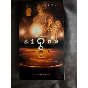 Signs VHS 2002 Mel Gibson M. Night Shyamalan